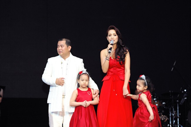 Những cặp "đũa lệch" trong showbiz Việt hình ảnh 16 nhung cap "dua lech" trong showbiz viet hinh anh 16