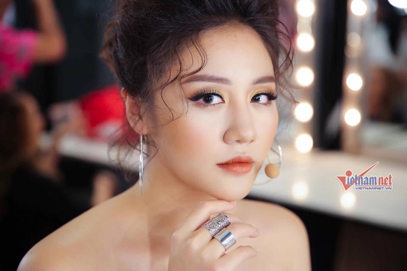 {title} Văn Mai Hương