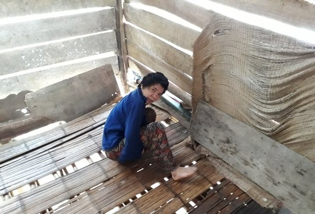 Chị Huyên bị xích chân Anh co giao mam non le thi huyen bi xich chan