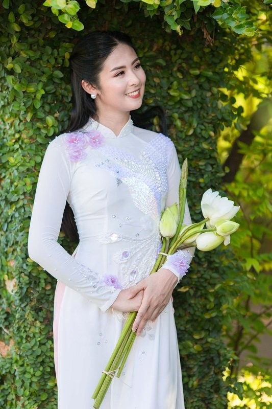 {title} Hoa hậu Ngọc Hân: Người đẹp sợ gì ế, quan trọng là lấy ai