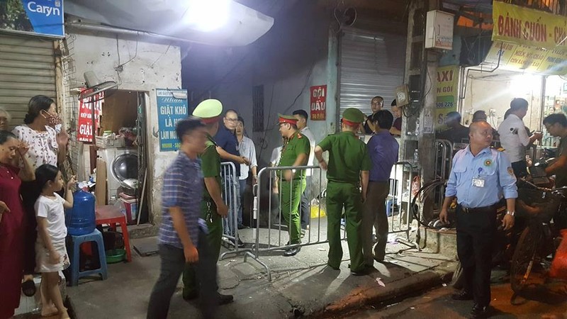 Hai vợ chồng chết cháy trong nhà trọ của ông Hiệp 'khùng' Hai vợ chồng chết cháy trong nhà trọ của ông Hiệp 'khùng'