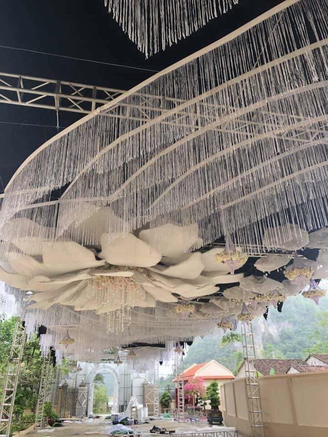 Đám cưới 'khủng' 4 tỷ ở Thái Nguyên: Bất ngờ về cô dâu và chú rể hình ảnh 8 dam cuoi 'khung' 4 ty o thai nguyen: bat ngo ve co dau va chu re hinh anh 8