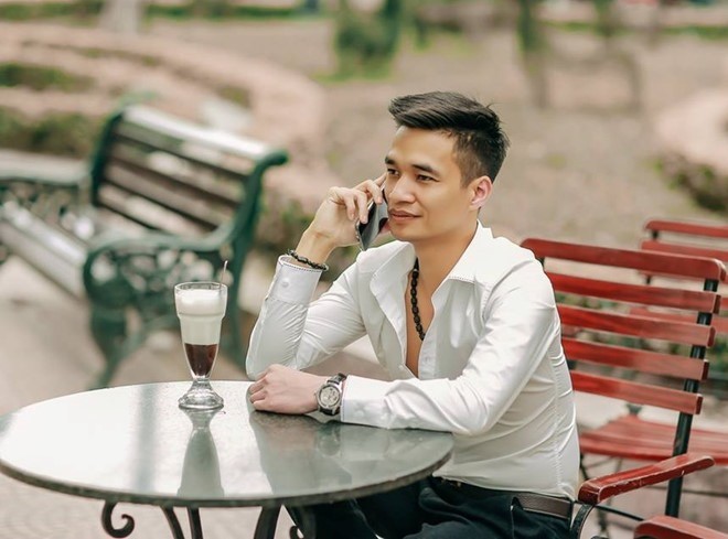 "Ca sĩ Lệ Rơi" bất ngờ đi làm công nhân sau thời gian "ở ẩn" hình ảnh 2 "ca si le roi" bat ngo di lam cong nhan sau thoi gian "o an" hinh anh 2
