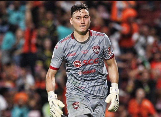 Muangthong United chốt giá bán Đặng Văn Lâm cho CLB Nhật Bản? hình ảnh 1 muangthong united chot gia ban dang van lam cho clb nhat ban? hinh anh 1