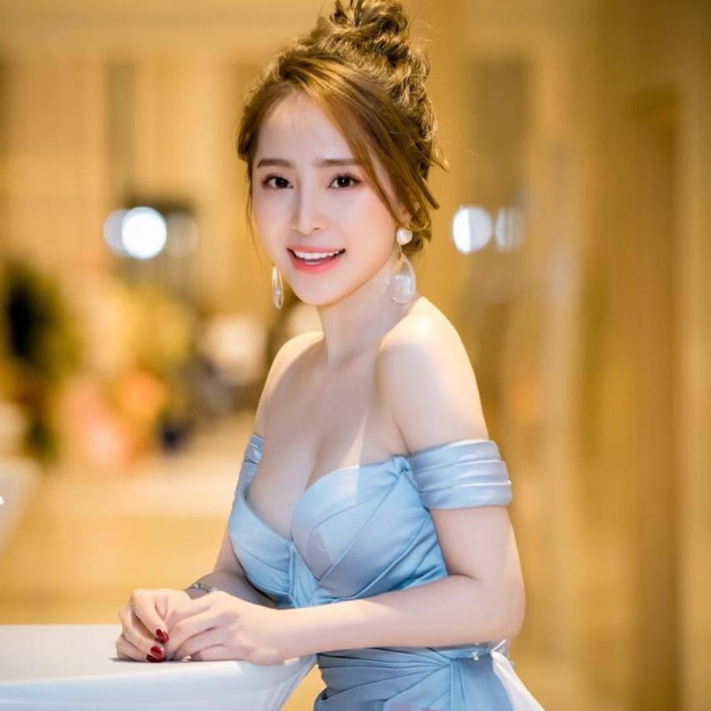 Quỳnh Nga: Không chọn Việt Anh làm người yêu vì anh ấy hơi phức tạp