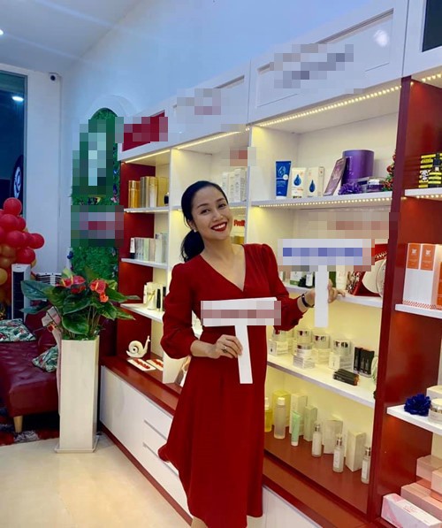Người đẹp khiến Trường Giang mê mẩn: Chồng cưng như trứng mỏng, ở biệt thự thênh thang hình ảnh 3 nguoi dep khien truong giang me man: chong cung nhu trung mong, o biet thu thenh thang hinh anh 3