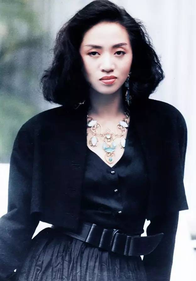 Hé lộ mối quan hệ bất ngờ giữa sao Hoa ngữ và các "ông trùm xã hội đen" hình ảnh 7 he lo moi quan he bat ngo giua sao hoa ngu va cac "ong trum xa hoi den" hinh anh 7