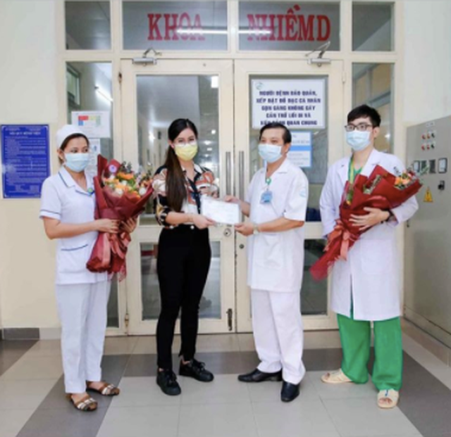 Tăng Thanh Hà có hành động gây chú ý khi Tiên Nguyễn được chữa khỏi Covid-19 hình ảnh 3 tang thanh ha co hanh dong gay chu y khi tien nguyen duoc chua khoi covid-19 hinh anh 3