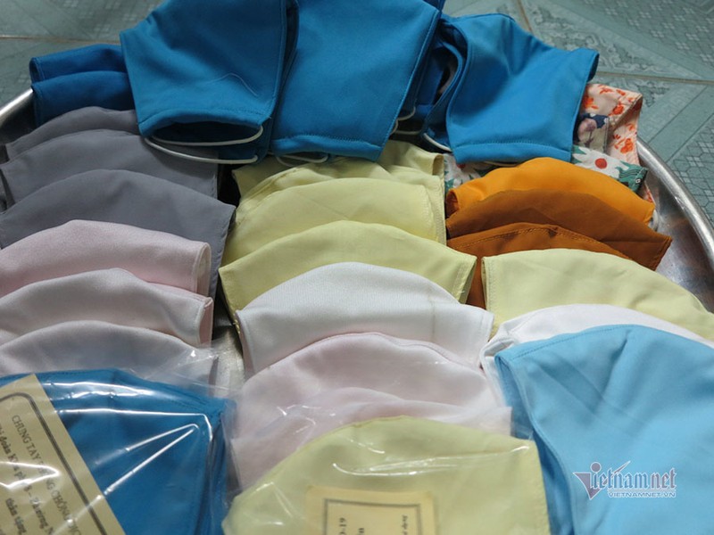 Bà chủ tiệm tóc khiến người trong 'xóm giang hồ' Sài Gòn phải gật đầu chào