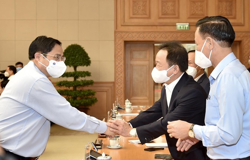 Thủ tướng Phạm Minh Chính và các đại biểu tại Hội nghị trực tuyến. Ảnh: VGP/Nhật Bắc
