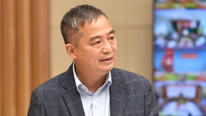 PGS Nguyễn Lân Hiếu (Giám đốc Bệnh viện Đại học Y Hà Nội).