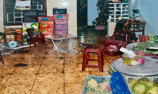 Hiện trường vụ chồng tẩm xăng đốt vợ