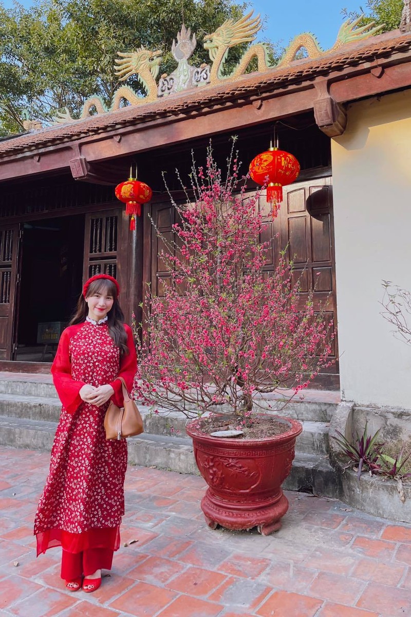 Không chỉ được nhiều like mà Hòa Minzy còn được bão lời khen. (Ảnh: FBNV) Không chỉ được nhiều like mà Hòa Minzy còn được bão lời khen. (Ảnh: FBNV)
