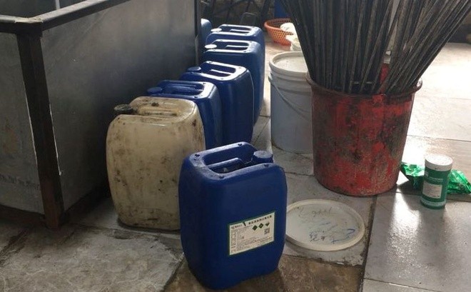 Phat hien kho chua 50 tan noi tang khong ro nguon goc hinh anh 2 90526546_2996400860399769_5112817498240057344_n.jpg