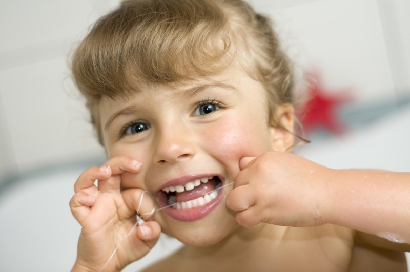 Niềng răng trẻ em là cách tốt nhất để chỉnh sửa những sai lệch răng và hàm Niềng răng trẻ em chính là cách tốt nhất để chỉnh sửa những sai lệch răng và hàm