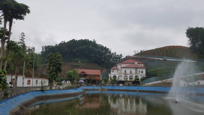 Khu dinh thự tiền tỷ của gia đỉnh ông Phạm Sỹ Qúy.