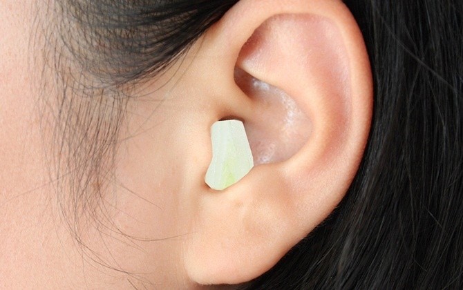 Chuyện gì xảy ra nếu bạn bỏ tỏi vào tai