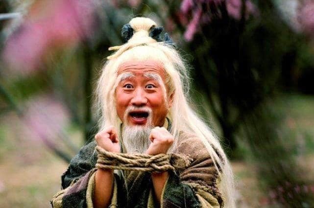 Lão già võ công tuyệt đỉnh ẩn mình dưới tâm hồn trẻ thơ trong truyện Kiếm hiệp Kim Dung là ai? ảnh 2