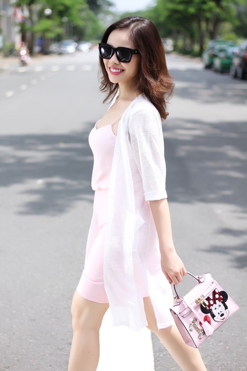 Giang Hồng Ngọc trổ tài mặc đồ bình dân sang như hàng hiệu - 4