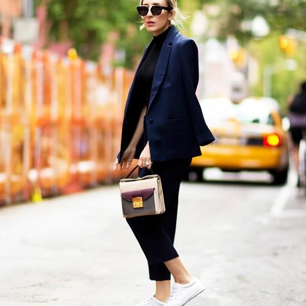 Kết quả hình ảnh cho Blazer dáng cơ bản sao Thế giới