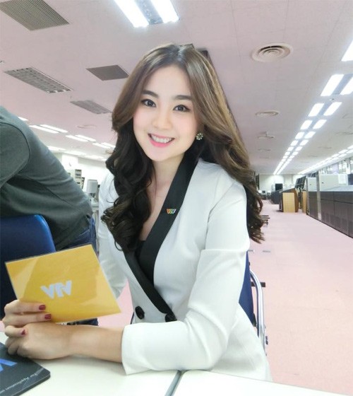 Kết quả hình ảnh cho MC Mai Ngọc