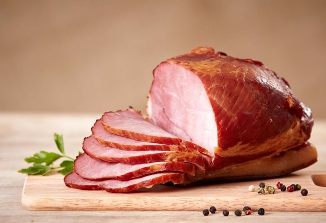 Kết quả hình ảnh cho Làm thịt xông khói