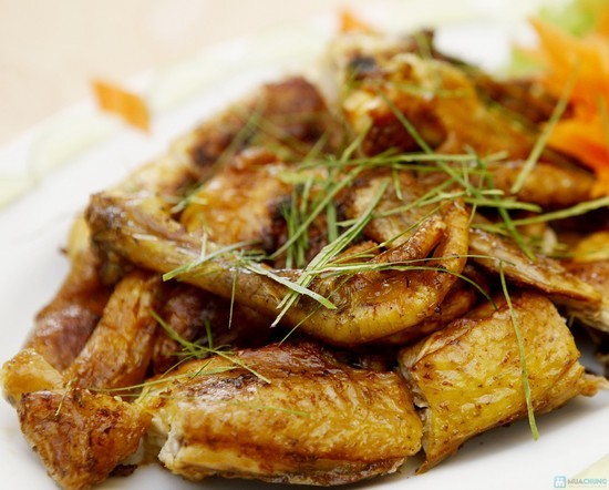 Kết quả hình ảnh cho gà nướng lá chanh
