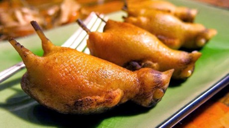 Hoa mi, gan ngong - thu am thuc xa hoa va tan nhan cua gioi nha giau - Anh 2