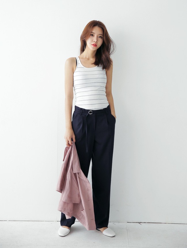 ELLE Style Calendar: Áo ba lỗ (20/03 - 26/03)