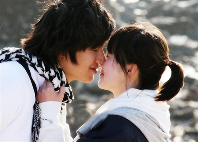 Lee Min Ho voi nhung bo canh 'chat lu' khi len phim