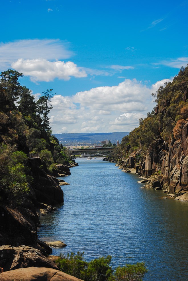 Ve dep bat tan cua hon dao hinh trai tim Tasmania hinh anh 3