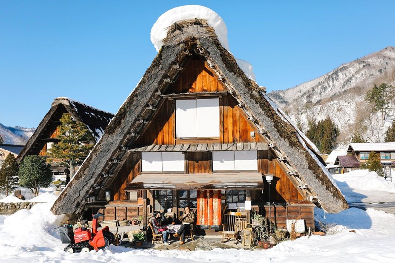 Hinh anh tuyet dep ve lang co Shirakawago trong mua dong hinh anh 3