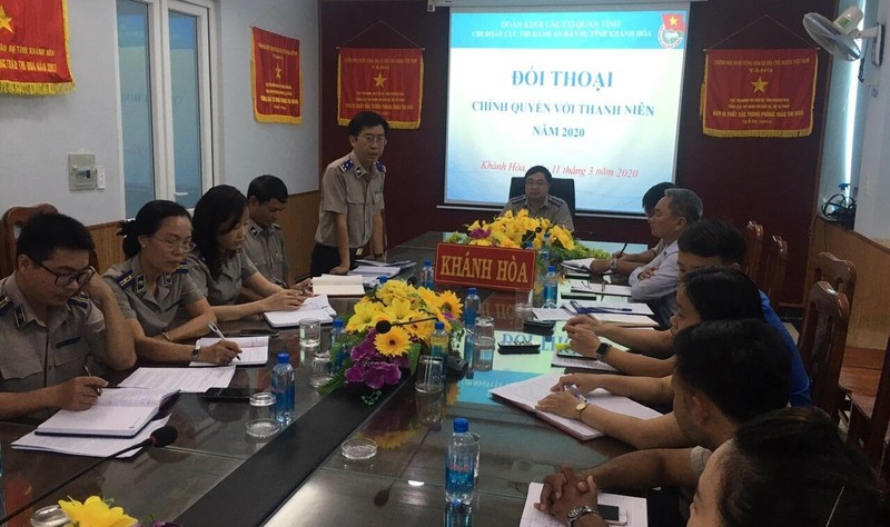 Một buổi đối thoại giữa lãnh đạo Cục THADS với Đoàn viên thanh niên Cục và Chi cục THADS thành phố Nha Trang.
