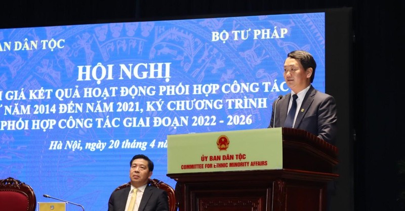 Tăng cường phối hợp giữa Bộ Tư pháp và Ủy ban Dân tộc ảnh 4