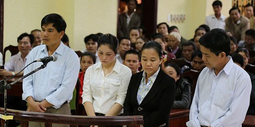 15 năm tù cho các bị cáo tiêm nhầm vắc-xin khiến 3 trẻ tử vong