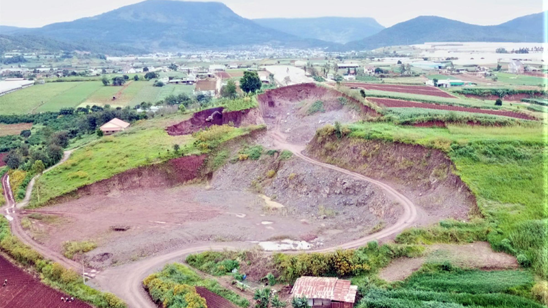 Khu vực Đồi Một cây tan hoang.