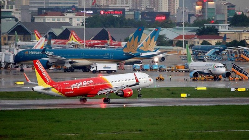 Các hãng hàng không tăng tần suất khai thác chuyến bay dịp Tết.