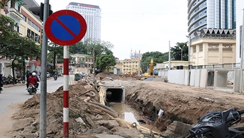 Dự án được Hà Nội phê duyệt năm 2003 nhưng do vướng mắc giải phóng mặt bằng, kinh phí nên đầu 2019 mới khởi công.