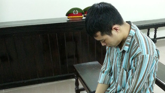 Trút “mưa dao” vào người yêu, gã si tình lĩnh án