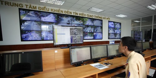 Hà Nội lắp 450 camera theo dõi, thí điểm “phạt nguội”