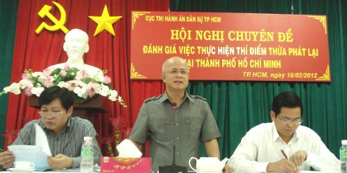 Nguyên Thứ trưởng Nguyễn Đức Chính phát biểu tại Hội nghị Chuyên đề đánh giá việc thực hiện thí điểm Thừa phát lại tại TP.Hồ Chí Minh