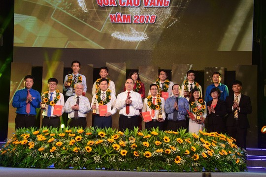 Tân Hiệp Phát lần thứ 8 đồng hành cùng giải thưởng Quả cầu vàng - Ảnh 1. Tân Hiệp Phát lần thứ 8 đồng hành cùng giải thưởng Quả cầu vàng - Ảnh 1.