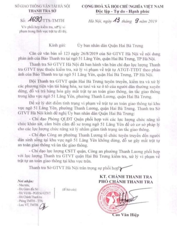 Quận Hai Bà Trưng, TP Hà Nội: Xe đỗ đầy cổng, Đội Thanh tra GTVT... “bó tay” ảnh 5
