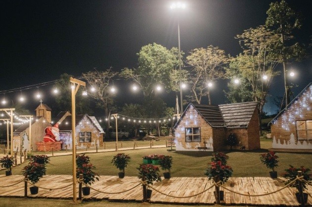 Ecopark rực rỡ mùa giáng sinh 2019