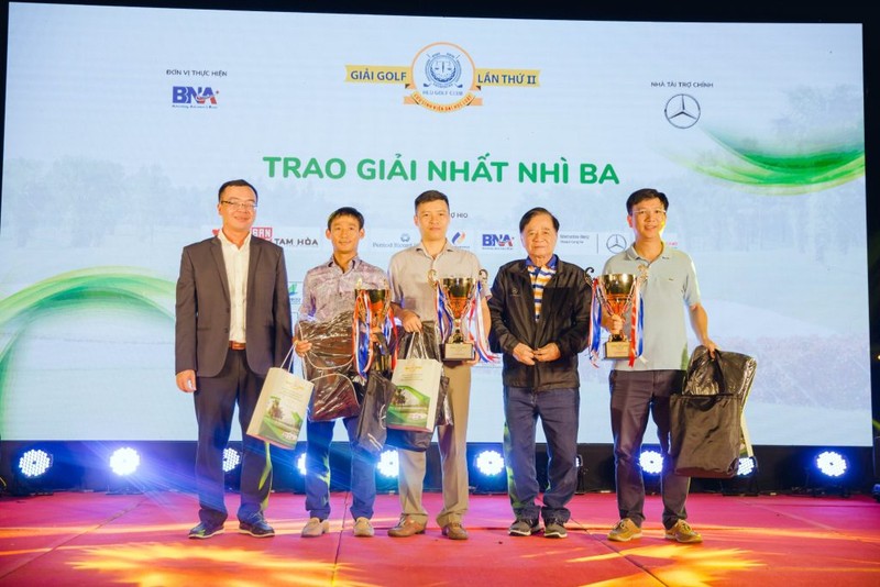 Bế mạc Giải Golf Đại học Luật Hà Nội lần thứ II ảnh 4