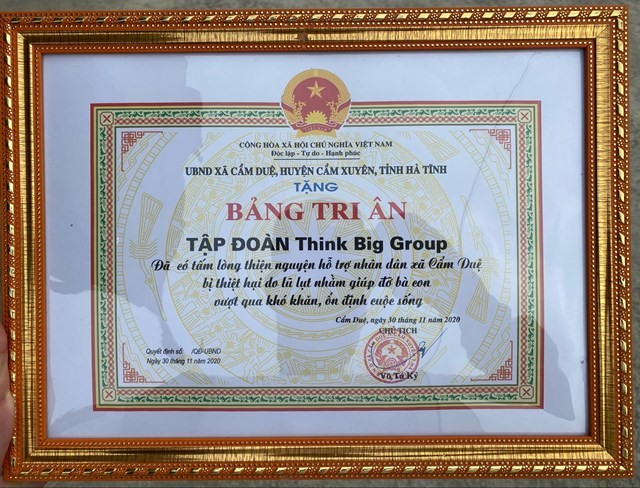Chủ tịch HĐQT Lộc Sơn Hà Land - Think Big Group Nguyễn Mạnh Hà nhận bằng khen của huyện vì công tác thiện nguyện Chủ tịch HĐQT Lộc Sơn Hà Land - Think Big Group Nguyễn Mạnh Hà nhận bằng khen của huyện vì công tác thiện nguyện