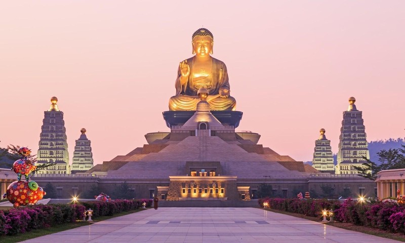 Top 10 tượng Phật khổng lồ nổi tiếng thế giới, có tượng Phật Di Lặc chùa Vĩnh Tràng ảnh 8