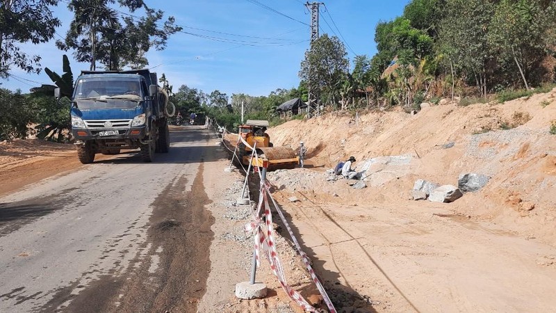 Một dự án giao thông đang thực hiện tại Quảng Nam.