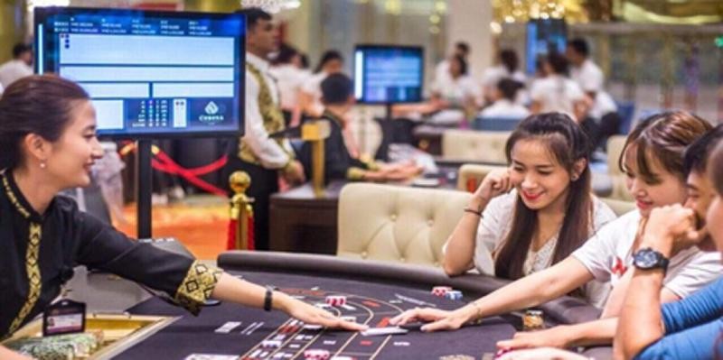 Dự án casino tại Vân Đồn chưa triển khai nên hiện chỉ có dự án casino Phú Quốc được thực hiện việc thí điểm cho người Việt vào chơi casino.