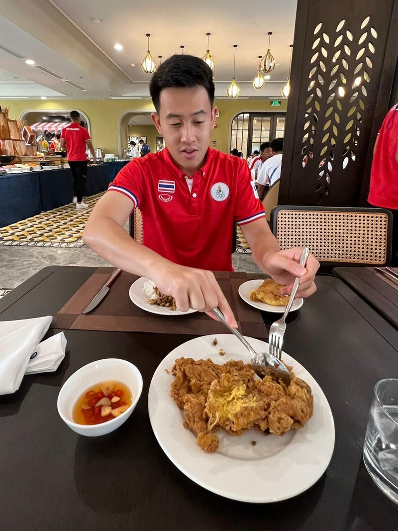 Madam Pang dành lời “có cánh” cho đồ ăn Việt Nam ảnh 2